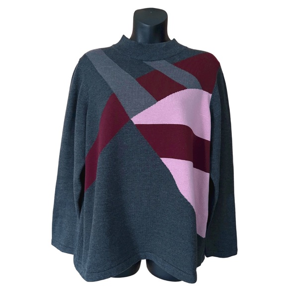 GREY COLOR BLOCK SWEATER - LONG SLEEVE - Picture 2 of 8